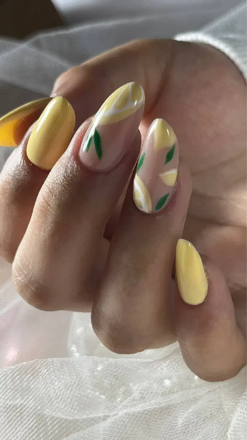 تخفیف پدیکور درمانی و ریلکسی،کاشت و ترمیم ناخن|خدمات آرایشگری و زیبایی|رشت, گلسار|دیوار