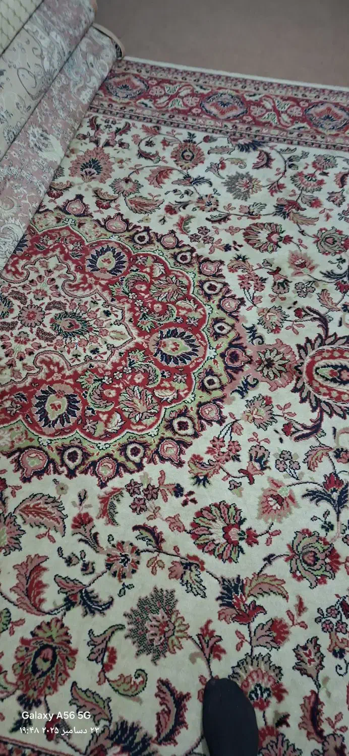 فرش|فرش|پردیس, فاز ۱|دیوار