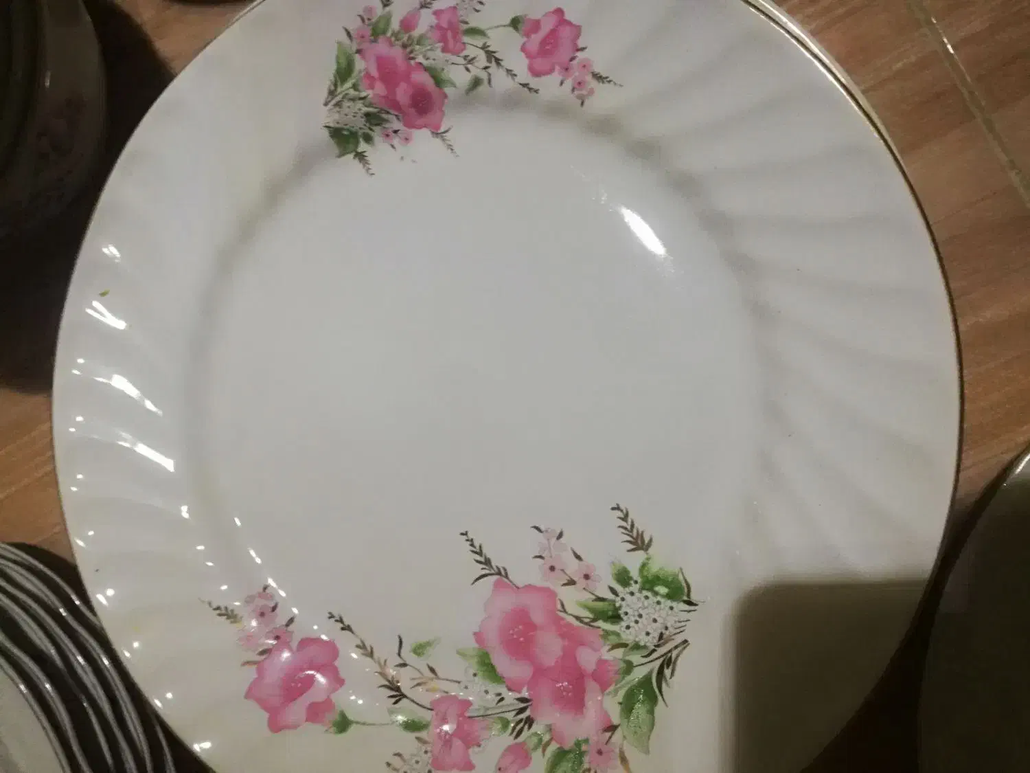 چینی|ظروف سرو و پذیرایی|همدان, |دیوار