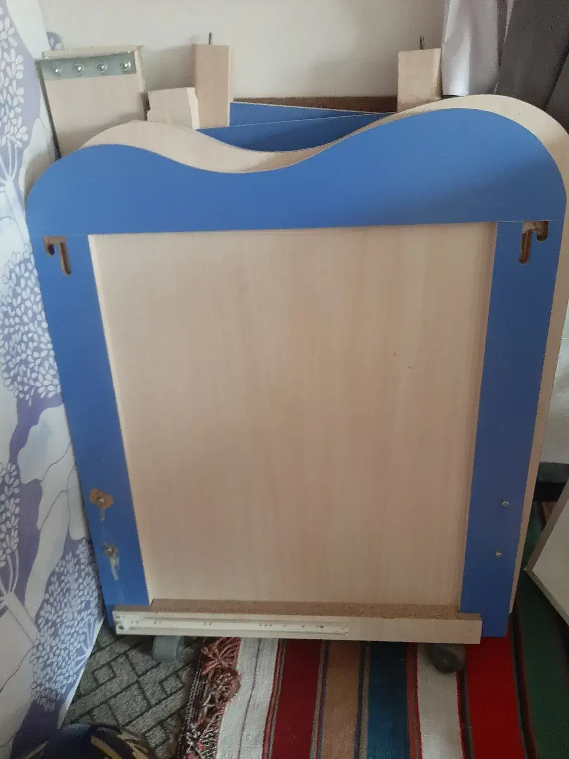 گهواره و تخت شو به خریدار تخفیف|تخت و صندلی بچه|کرمان, |دیوار