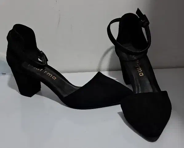 کفش زنانه|کیف، کفش، کمربند|نقده, |دیوار