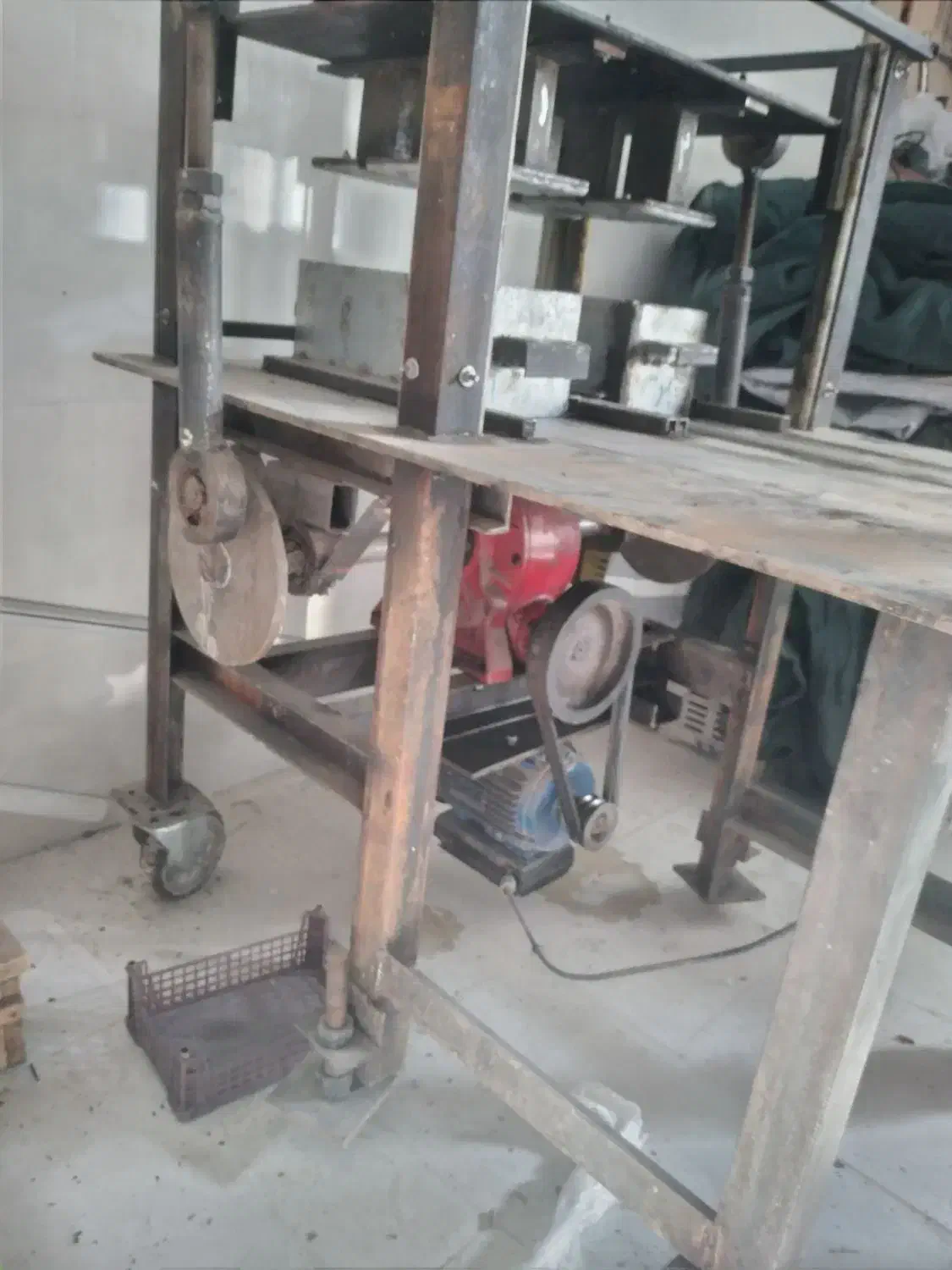 فروش دستگاه پرس خرما|ماشین‌آلات صنعتی|جهرم, |دیوار