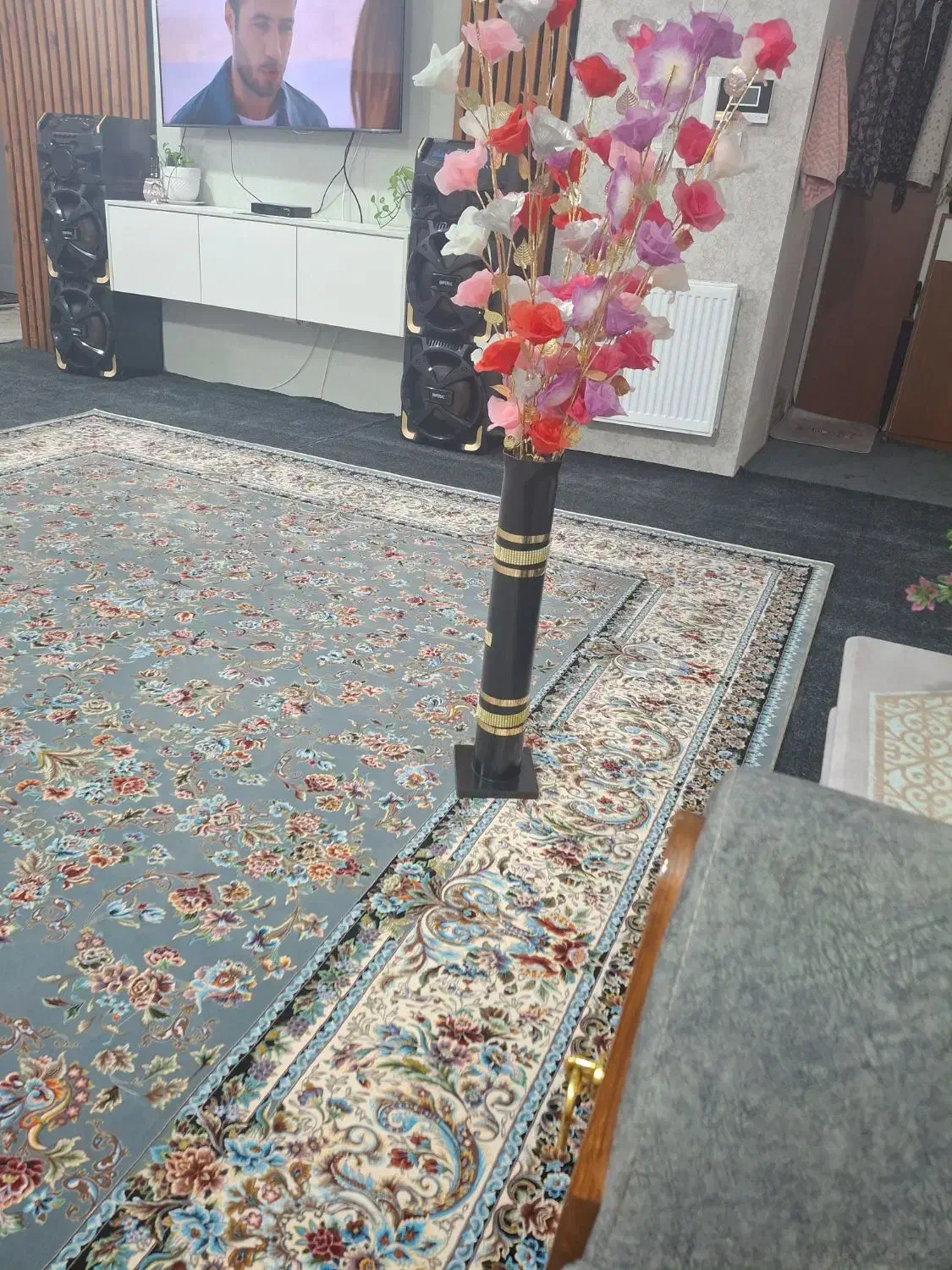 گل وگلدان  باهم 600 تومن|گل مصنوعی|گرگان, |دیوار