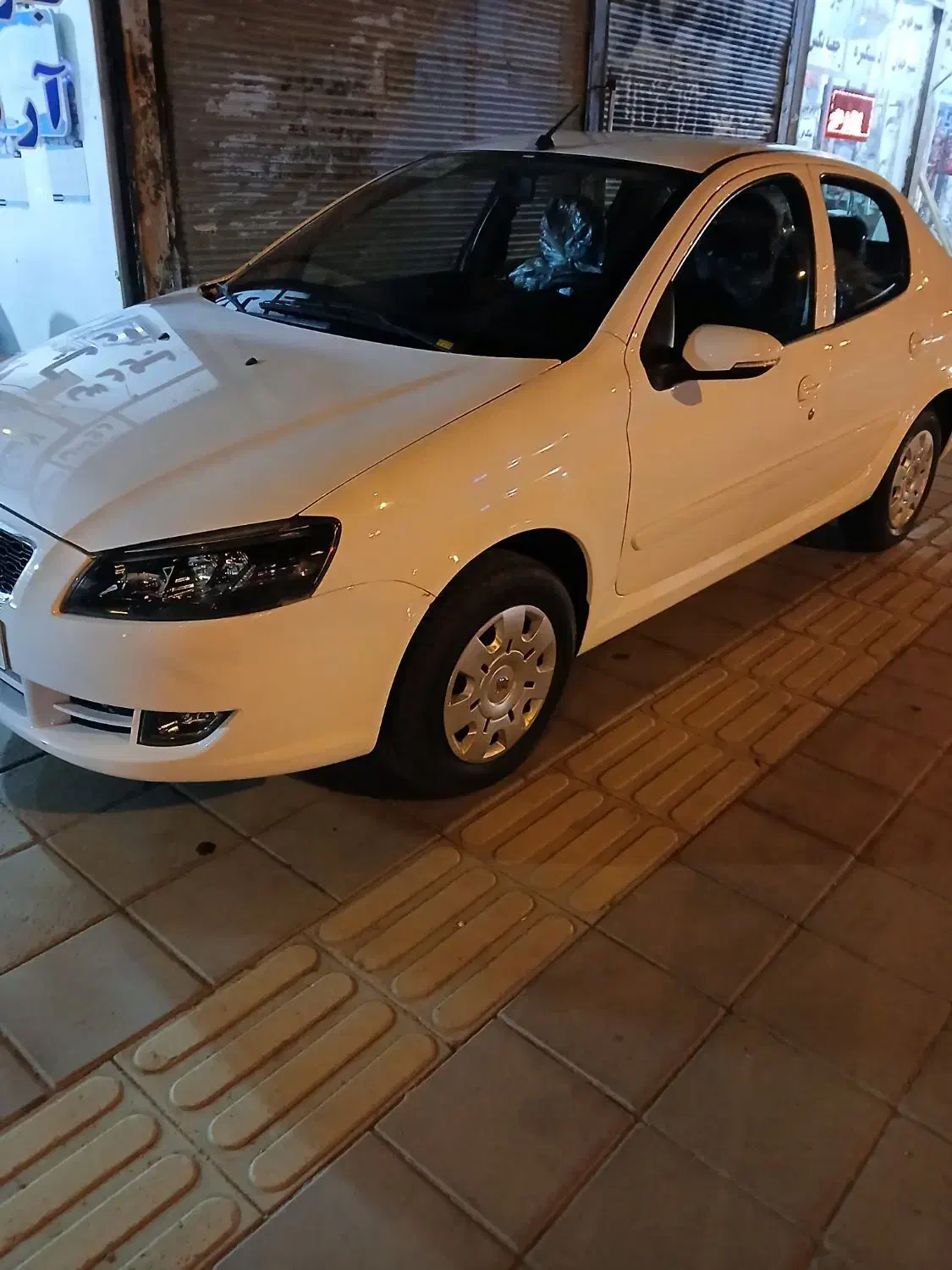 فروش رانا ۴۰۲بدون رنگ|خودرو سواری و وانت|محمدبار, |دیوار