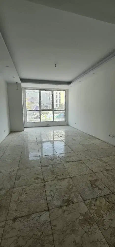 آپارتمان ۸۷ متری/تاپ لوکیشن/طبقه سوم