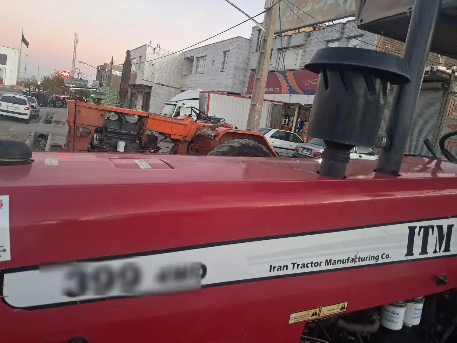 تراکتور ۳۹۹|خودرو سنگین|قروه, |دیوار