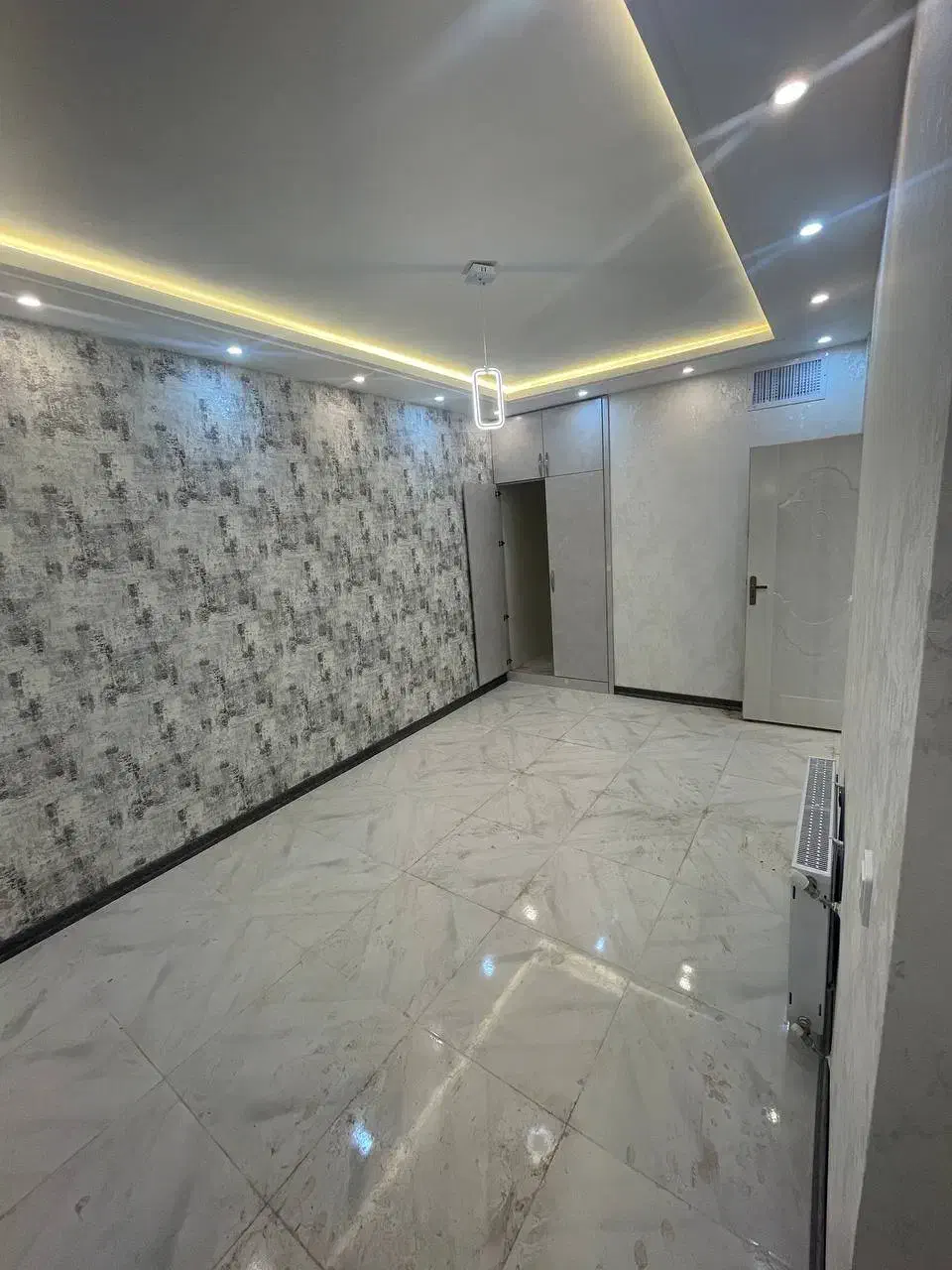 استا کار گچکاری به صورت روزمزد میخوام|استخدام معماری، عمران و ساختمانی|شاهرود, |دیوار