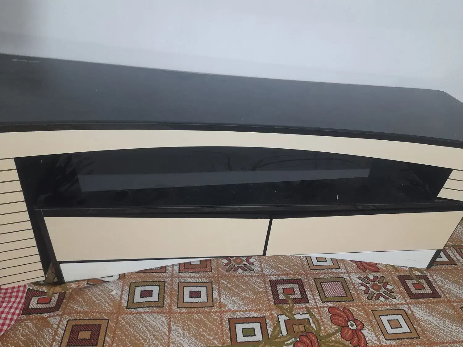 میز تلویزیون|میز تلویزیون|باسمنج, |دیوار