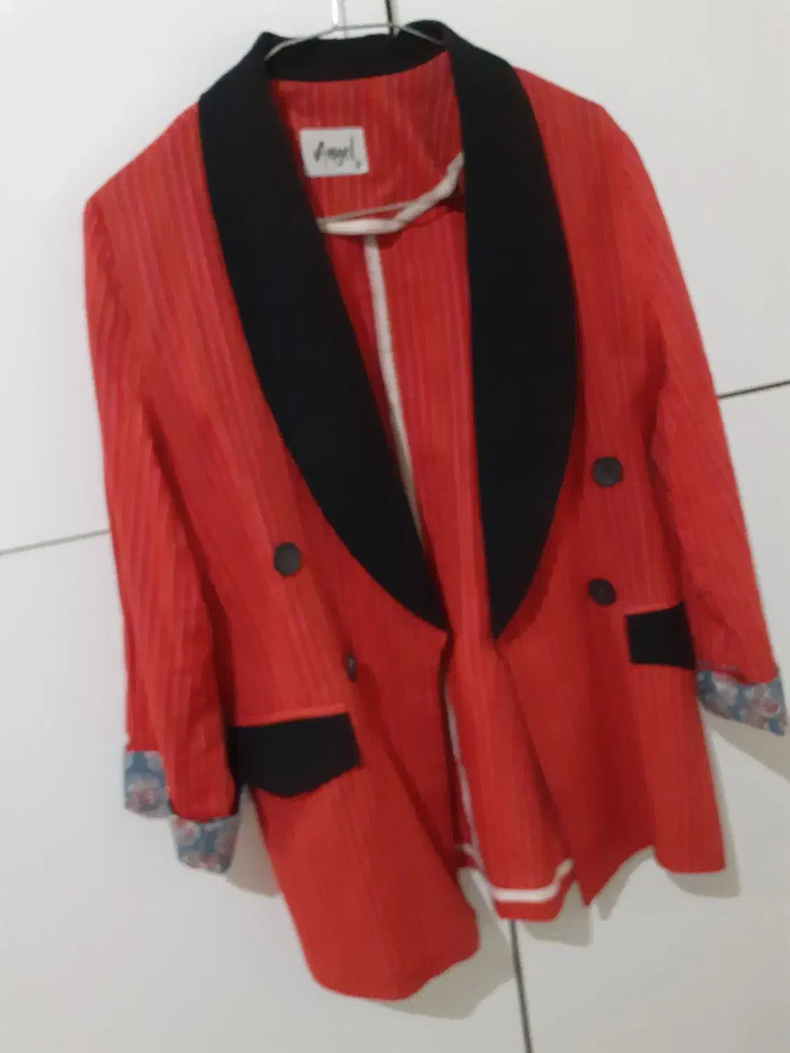 کت زنانه در حد نو|لباس|قم, باغ شریفی|دیوار