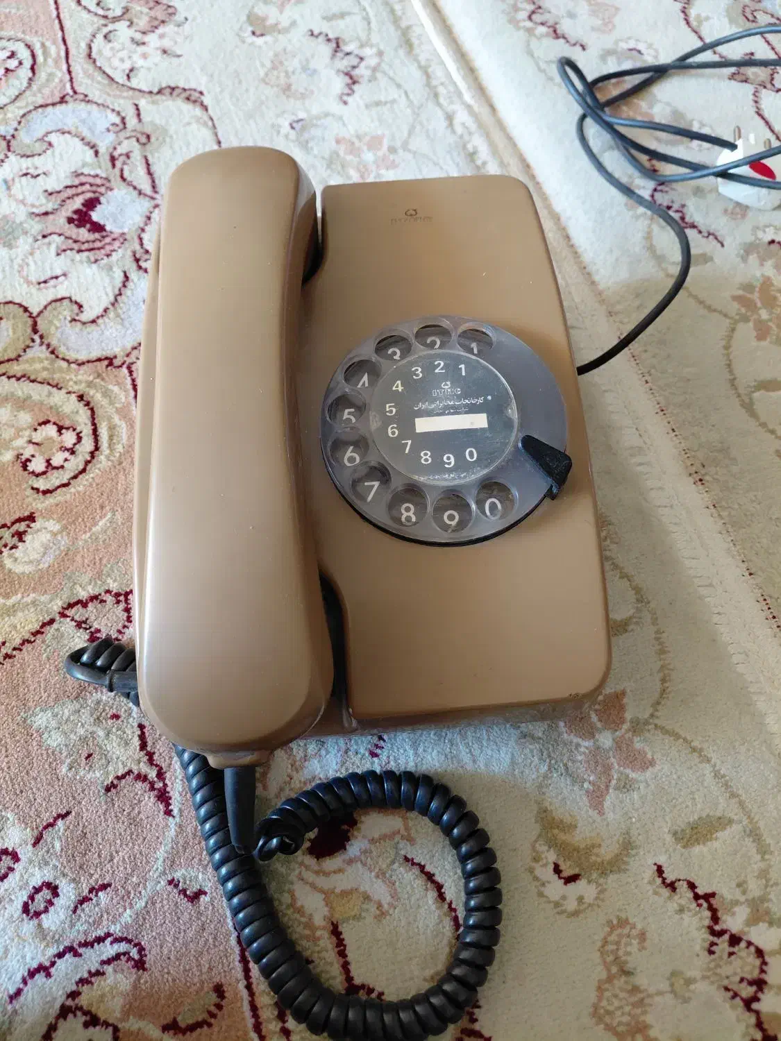 سه عدد تلفن رومیزی|تلفن رومیزی|اصفهان, خرم|دیوار