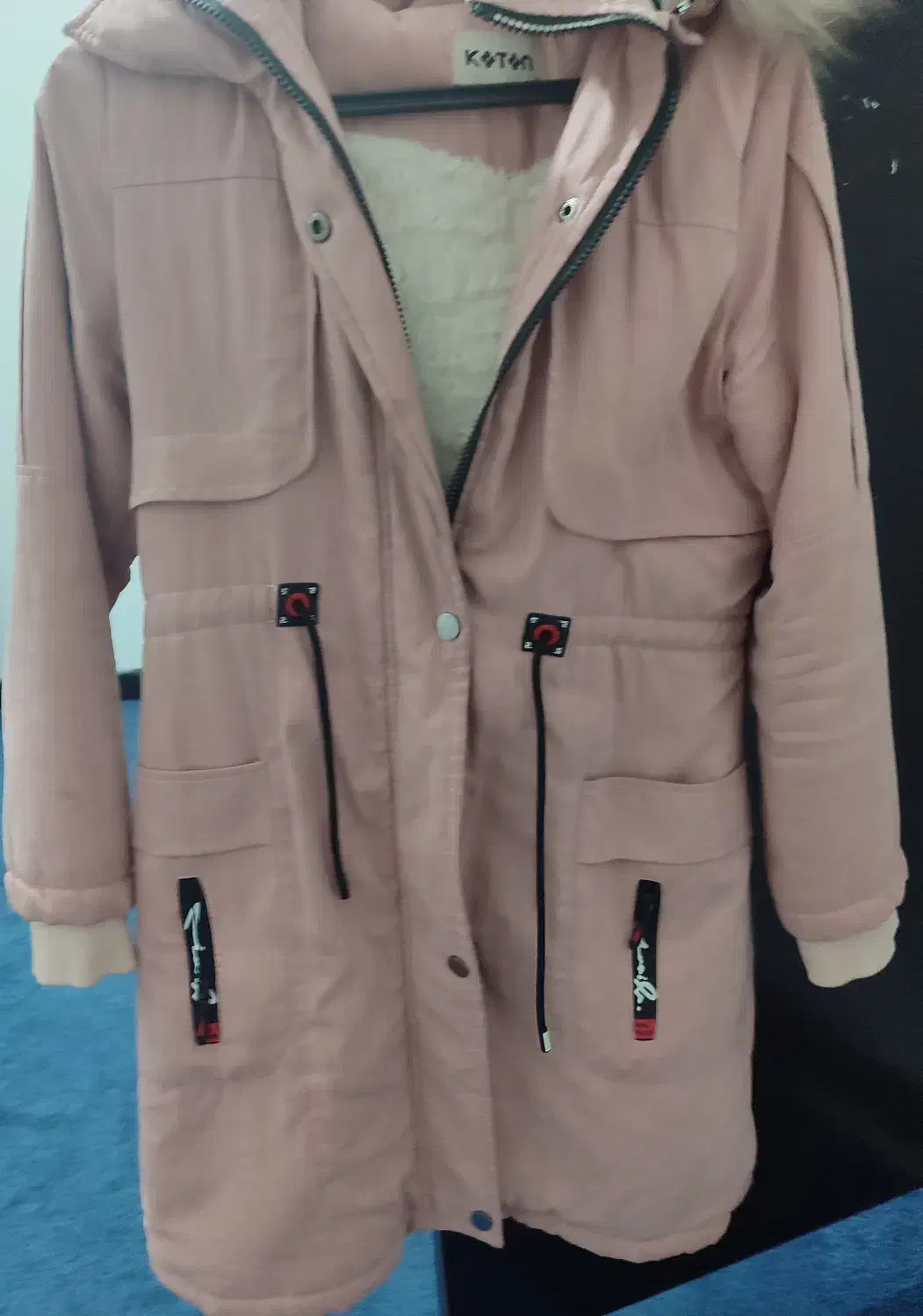 کاپشن|لباس|مرودشت, دولت آباد|دیوار