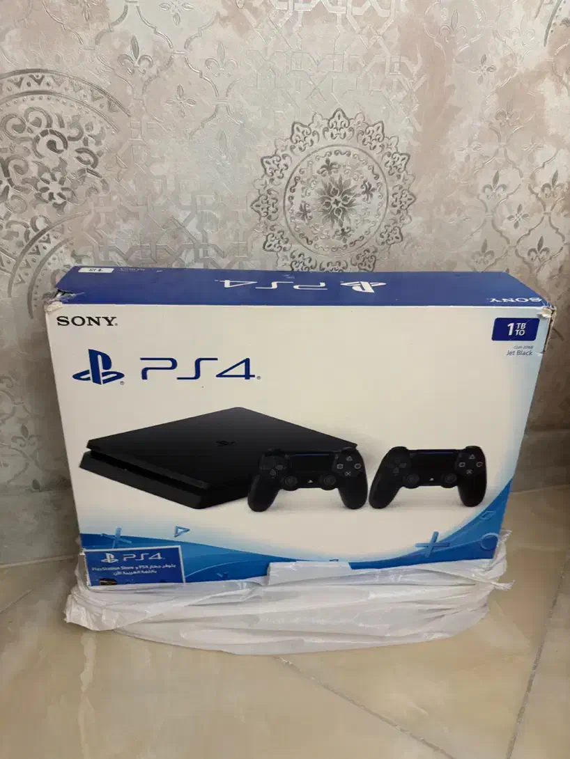 پی اس فور اسلیم یک ترابایت دو دسته ps4 slim 1tra|کنسول، بازی ویدئویی و آنلاین|خرمآباد, |دیوار