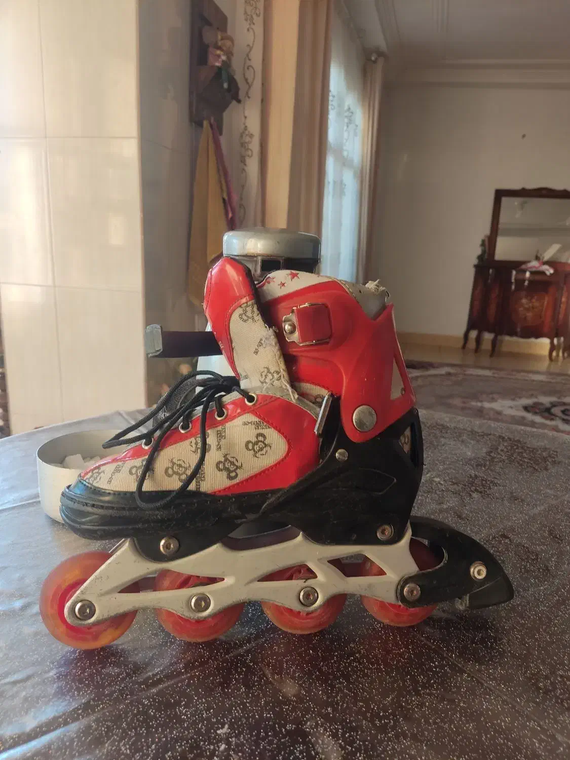 کفش اسکیت|دوچرخه، اسکیت، اسکوتر|ایلام, |دیوار