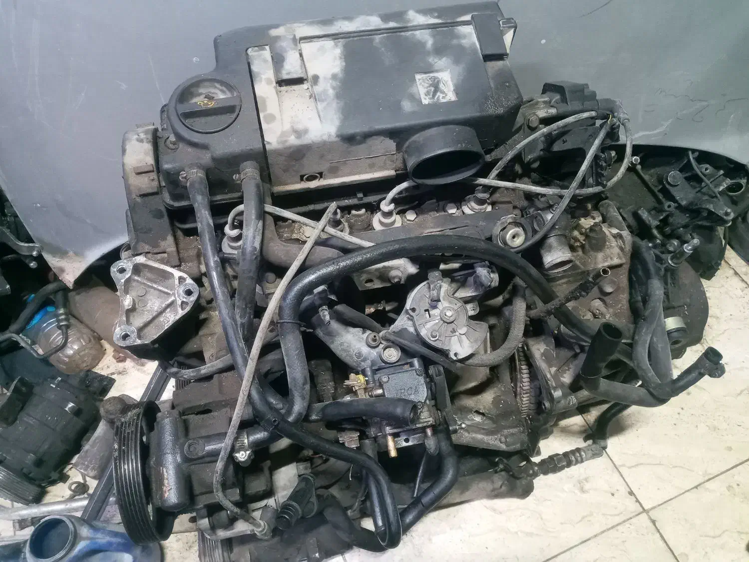 فروش قطعات استوک خودرو|قطعات یدکی و لوازم جانبی|اصفهان, شهرک صنعتی امیرکبیر (شاپور جدید)|دیوار