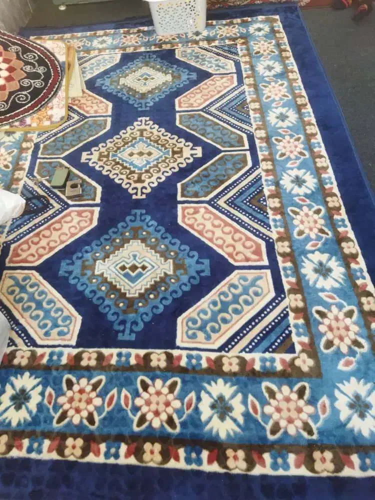 روفرشی جنس مخمل درجه یک|روفرشی|شیراز, شهرک کوشکک|دیوار