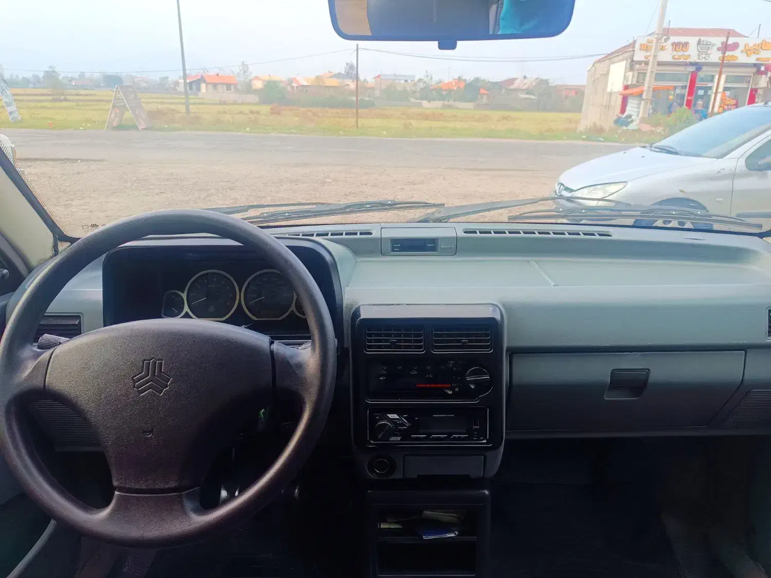 ۱۳۲سفید عروسک دوگانه کارخانه بی رنگ شاسی پلمپ|خودرو سواری و وانت|فومن, |دیوار