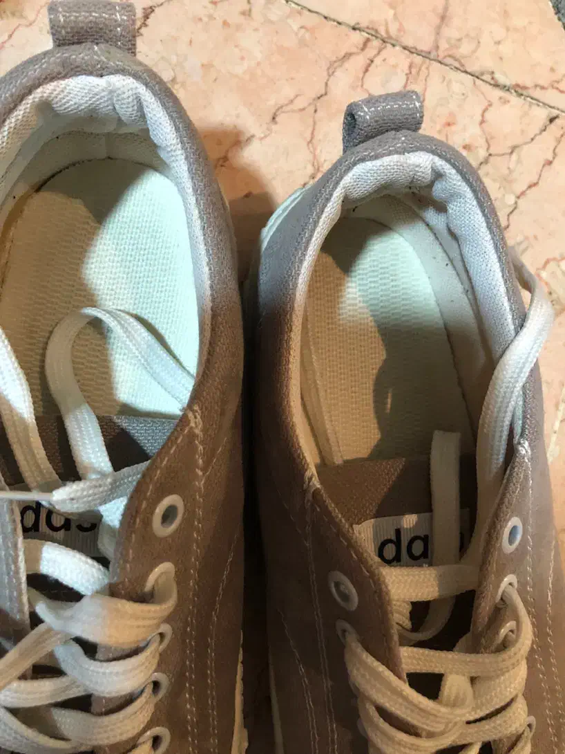 کفش کتونی|کیف، کفش، کمربند|تهران, اختیاریه|دیوار