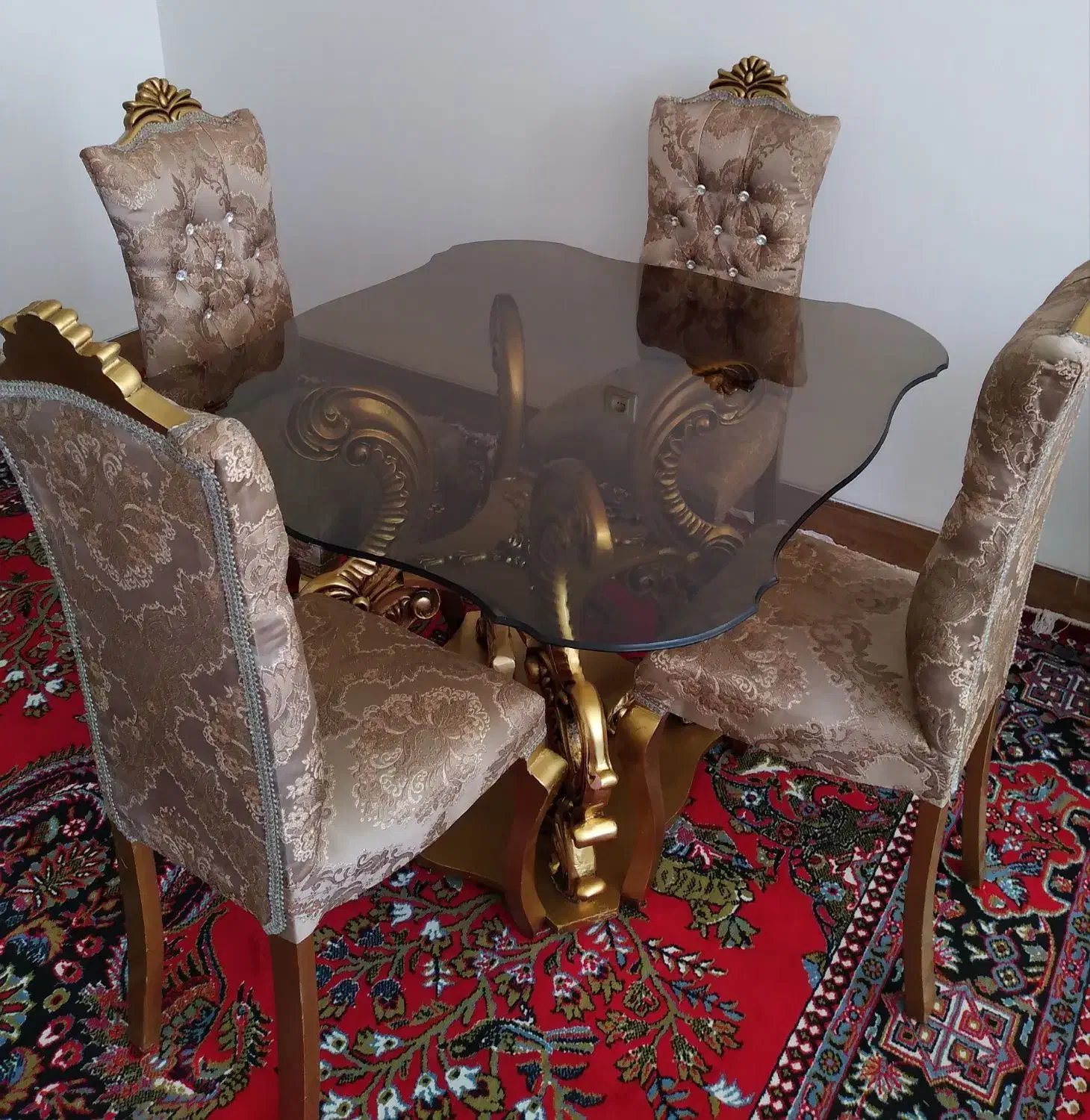 123|میز و صندلی غذاخوری|میاندوآب, |دیوار