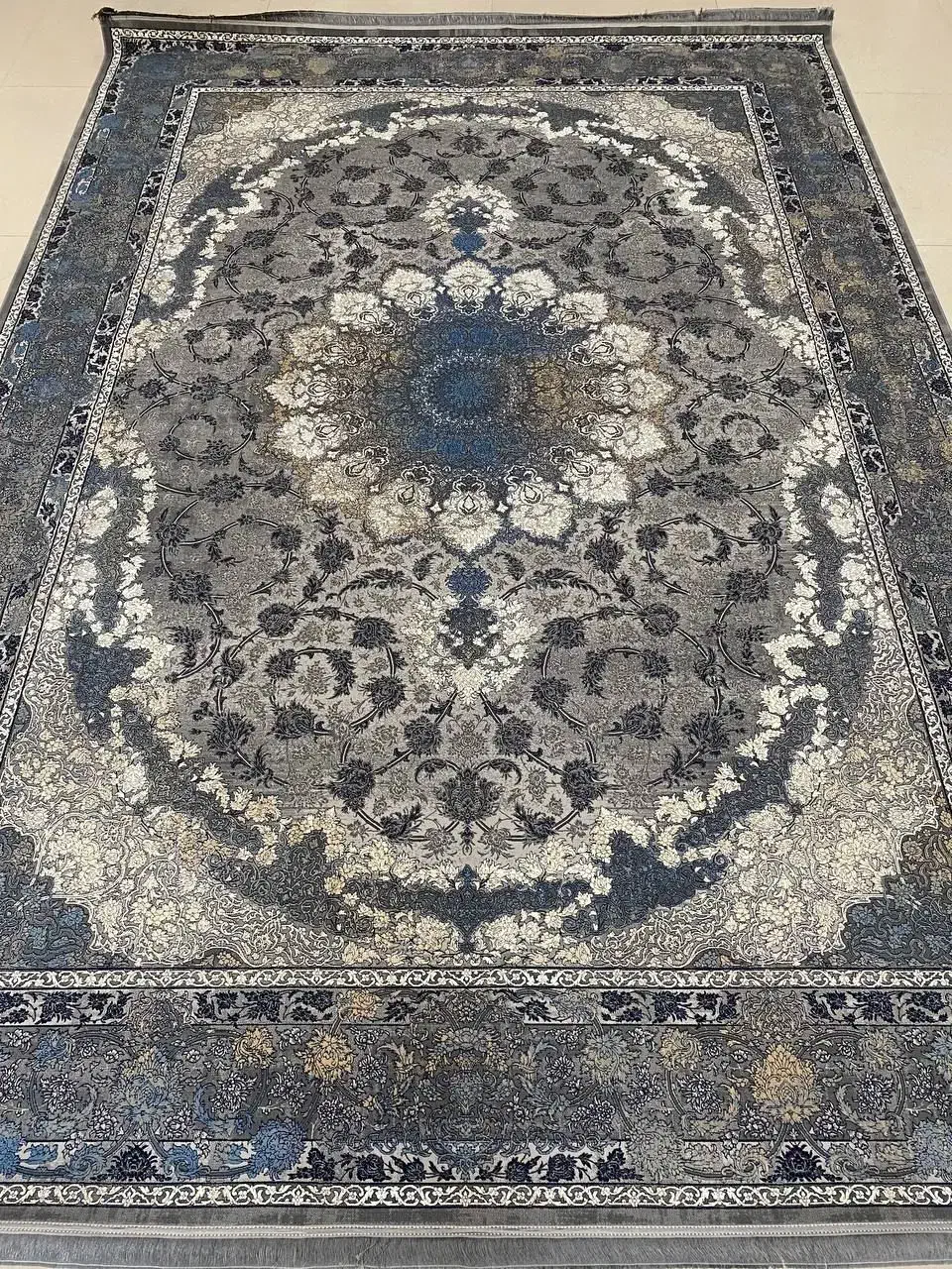 9 متری آک تخفیفی|فرش|قم, شاه ابراهیم|دیوار