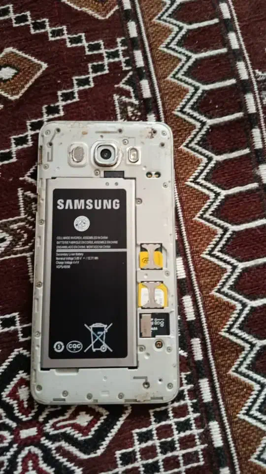 گوشی j7|موبایل|اصفهان, منتظرالمهدی|دیوار