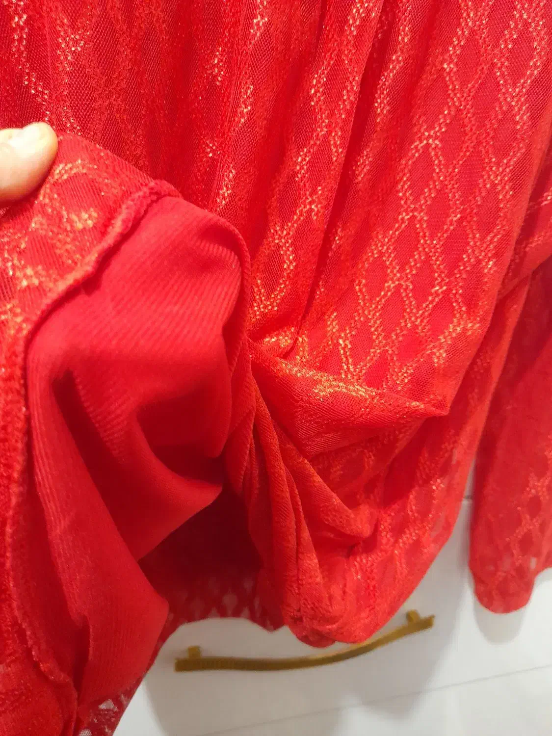 بلوز قرمز|لباس|مشهد, ایثار|دیوار