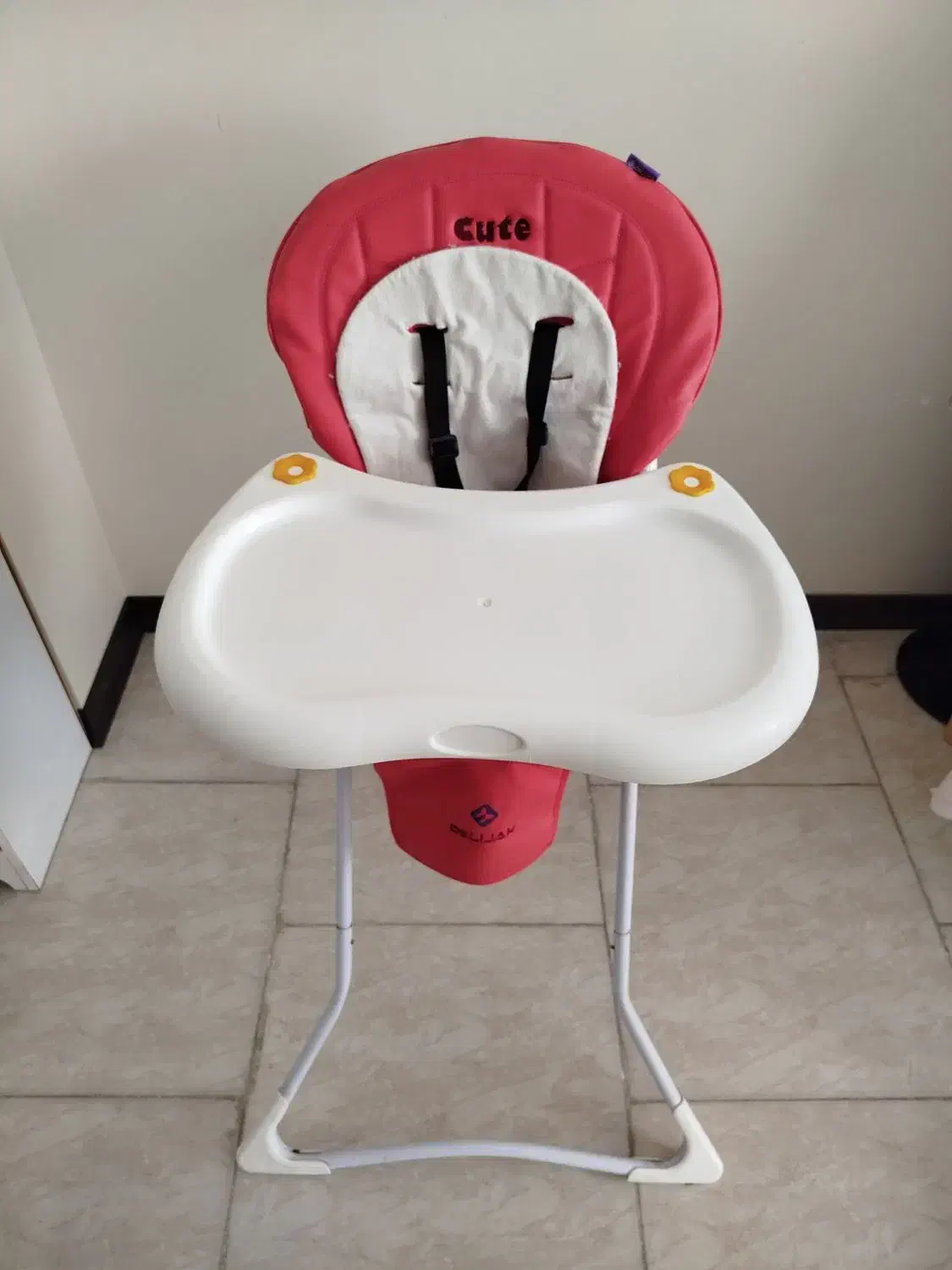 صندلی غذای کودک دلیجان تاشو|تخت و صندلی بچه|پردیس, فاز ۸|دیوار