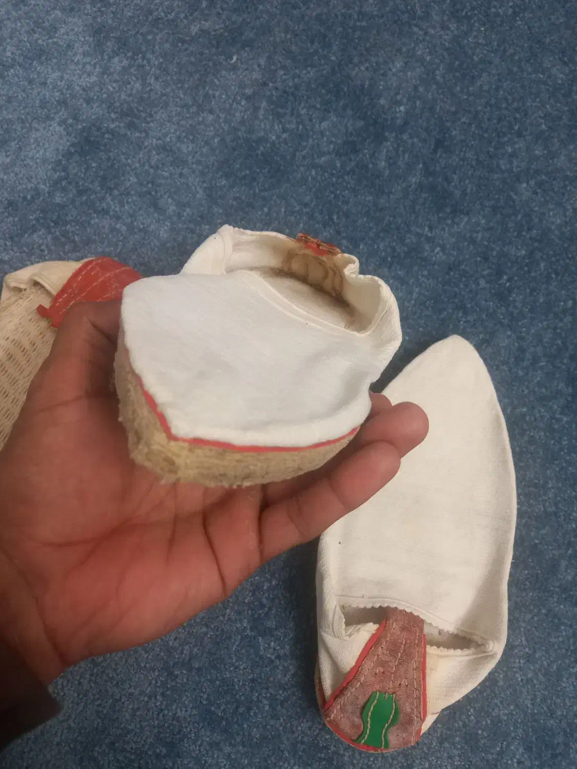 گیوه سنتی|کیف، کفش، کمربند|اوز, |دیوار