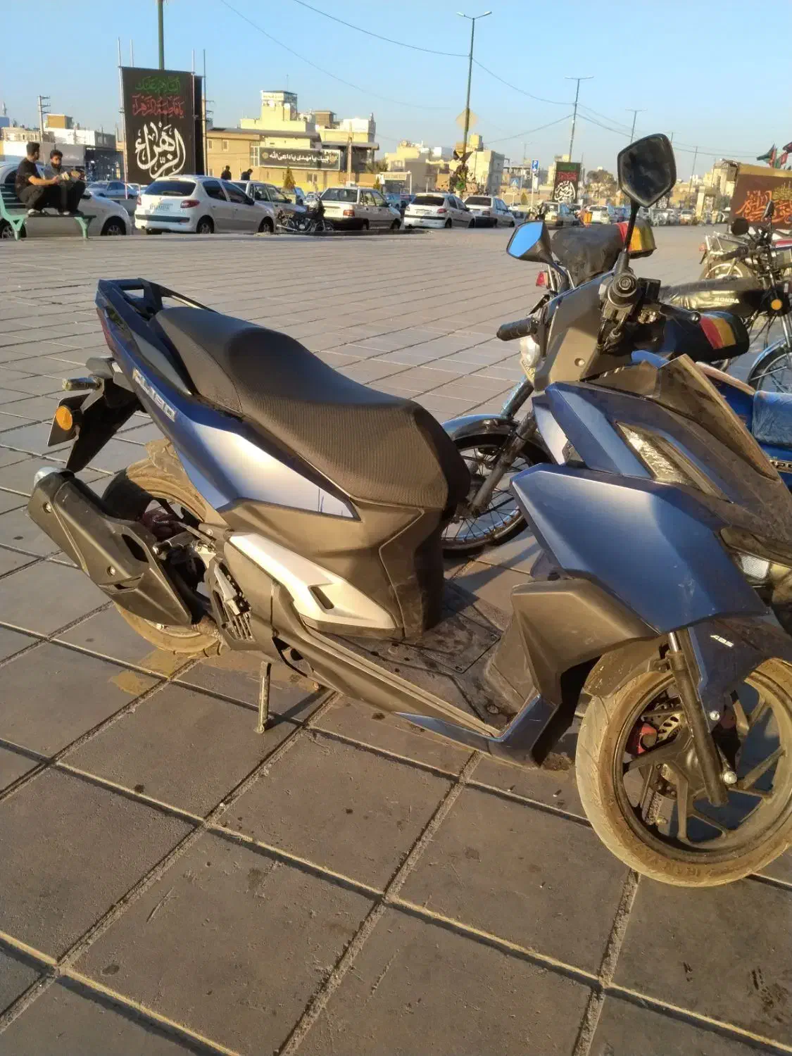 کلیک ۱۸۰ صفر ۱۴۰۴|موتورسیکلت|قم, گذر قلعه|دیوار