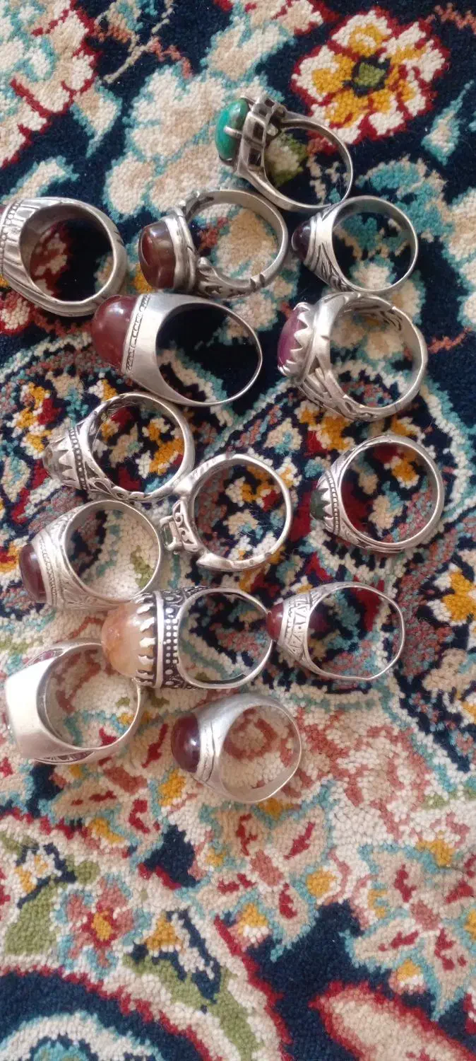 فر وش تعداد ۵۲  عددانگشترنقره مردانه قدیمی|جواهرات|تربت جام, حافظ|دیوار