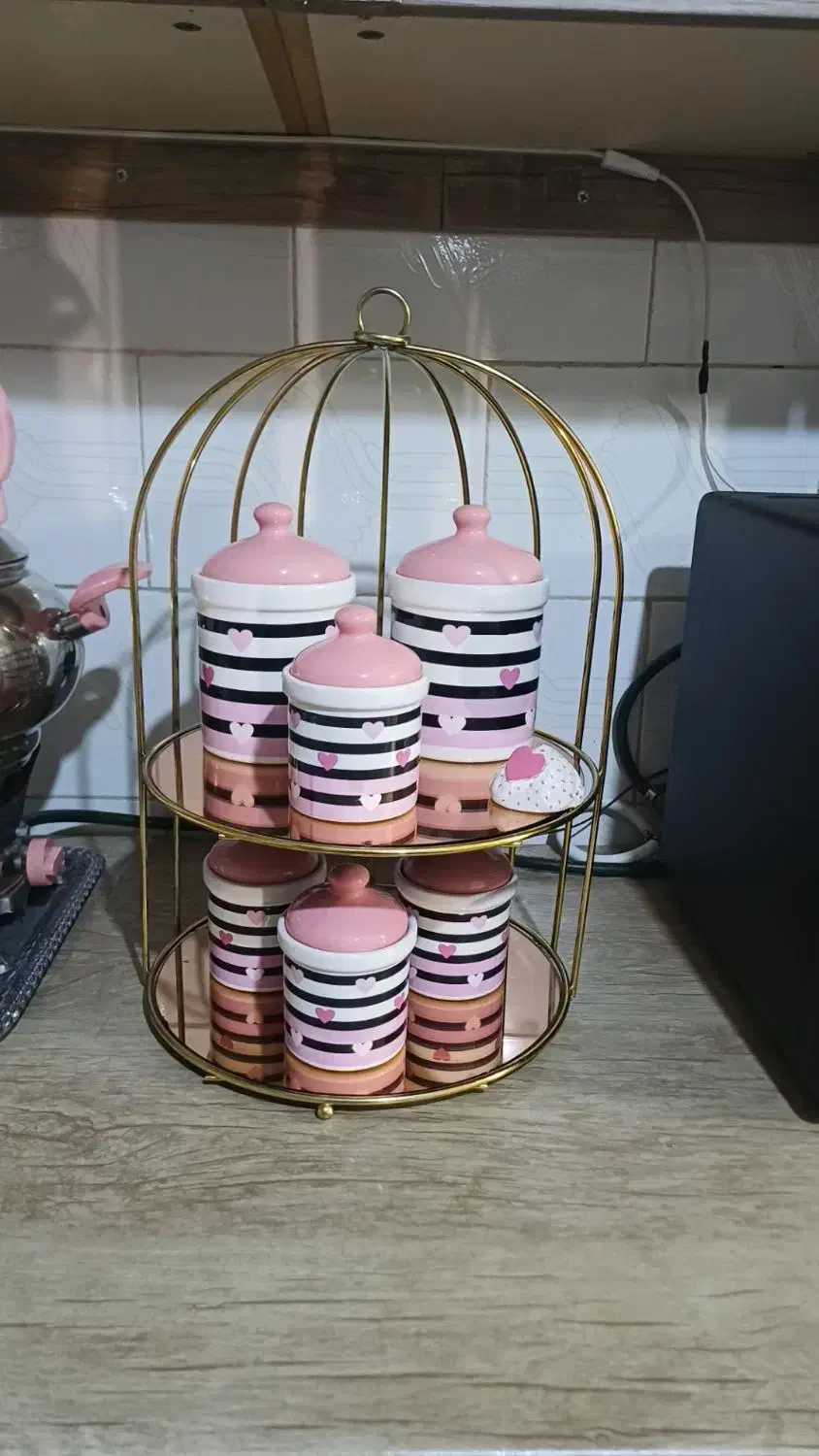 استند و پاسماری|آب‌چکان و نظم‌دهنده ظروف|هرسین, |دیوار