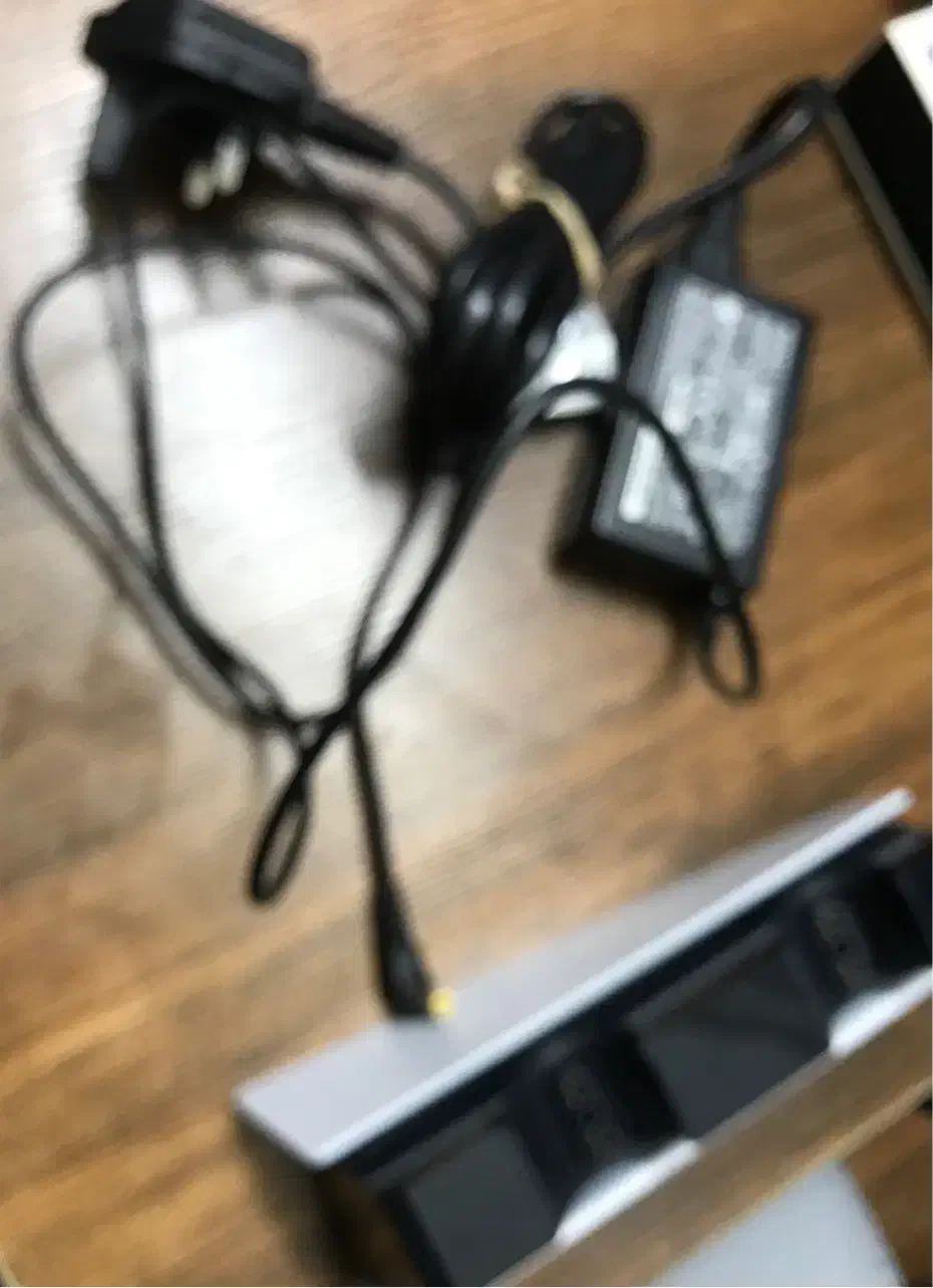 پایه شارژ دسته ps5|کنسول، بازی ویدئویی و آنلاین|بندر ماهشهر, |دیوار