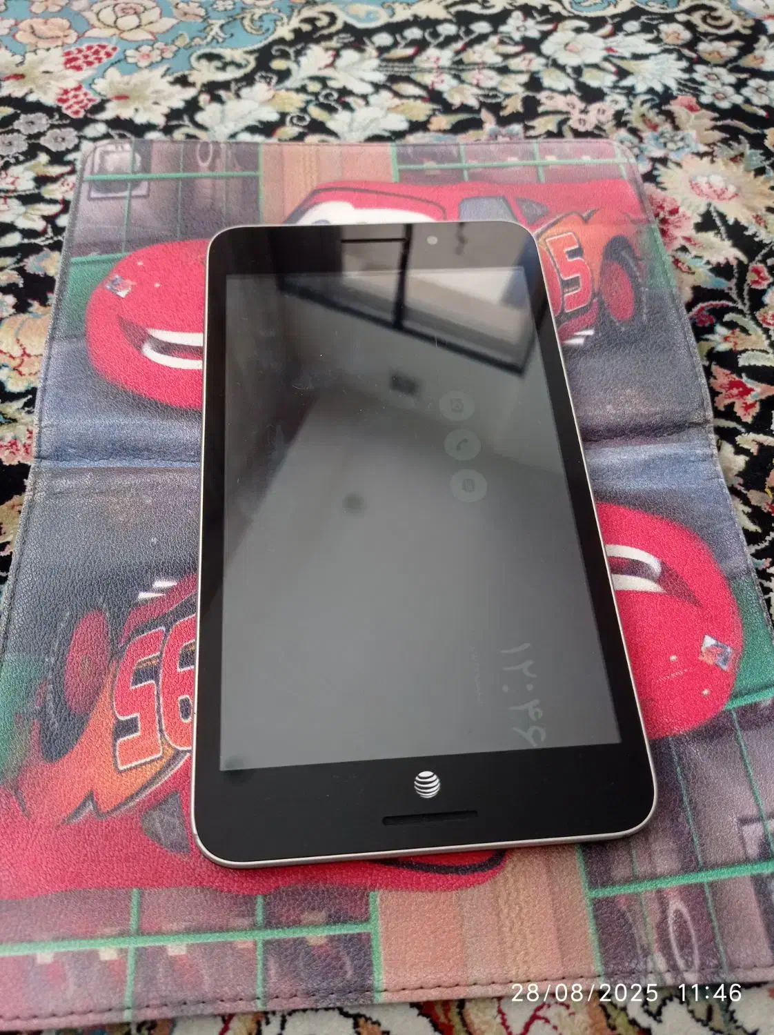 تبلت|تبلت|اسلام‌شهر, شهرک توحید|دیوار