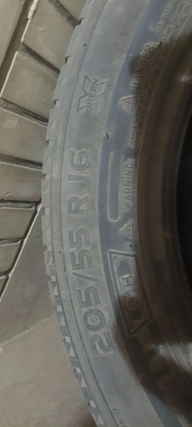 فروش فوری یک جفت لاستیک میشلن اصل آلمان|قطعات یدکی و لوازم جانبی|شیراز, عفیفآباد|دیوار