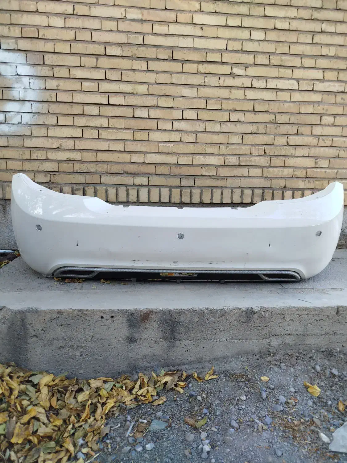 سپر عقب دنا پلاس|قطعات یدکی و لوازم جانبی|فولادشهر, فولادشهر|دیوار