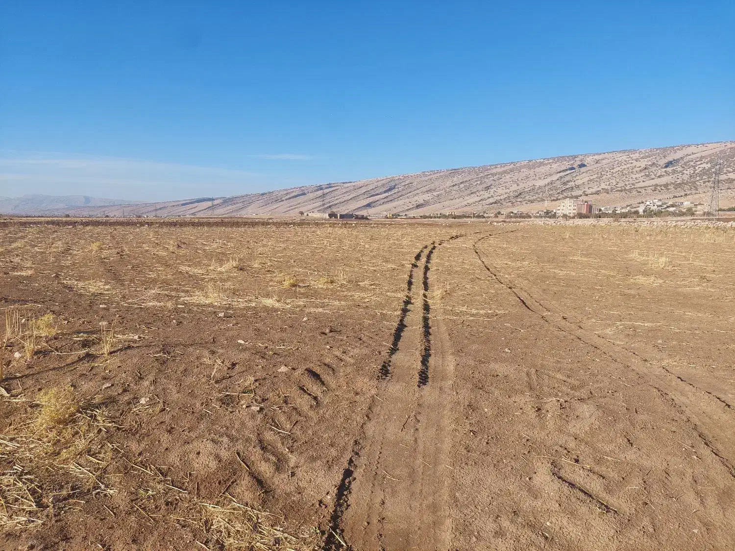 ۴۰۰۰ متر زمین با سند ،کنار کمربندی ایوان|فروش دفتر صنعتی، کشاورزی، تجاری|ایوان, |دیوار