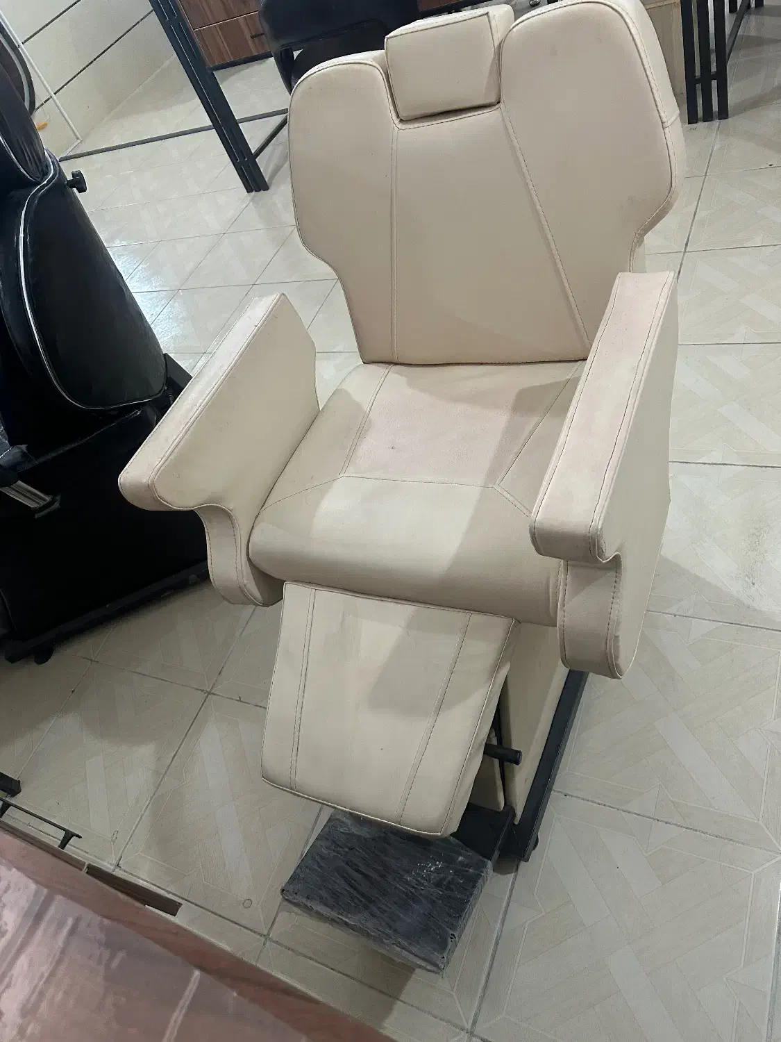 تجهیزات آرایشگری|آرایشگاه و سالنهای زیبایی|زنجان, |دیوار