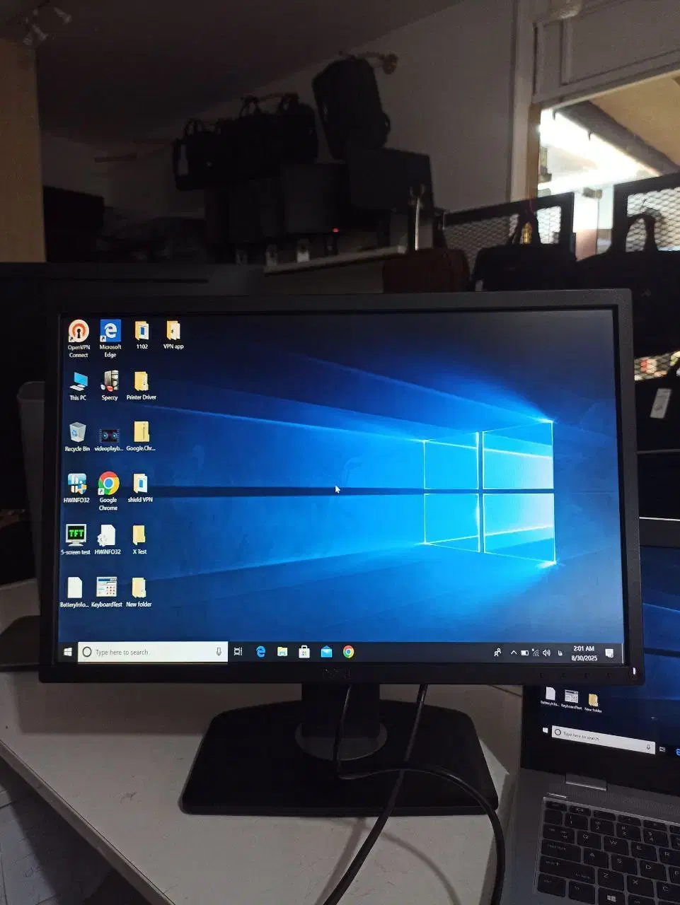 مانیتور 22اینچ دل مدل p2217 ips FULHD HDMI|قطعات و لوازم جانبی رایانه|تهران, میدان ولیعصر|دیوار