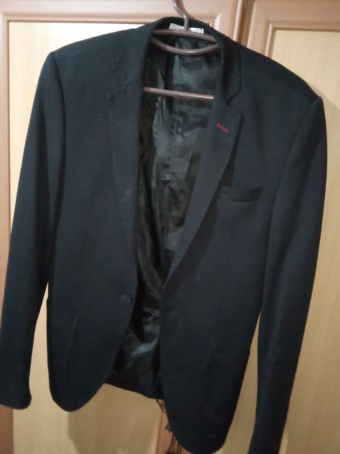 کت اسپرت|لباس|رشت, منظریه|دیوار