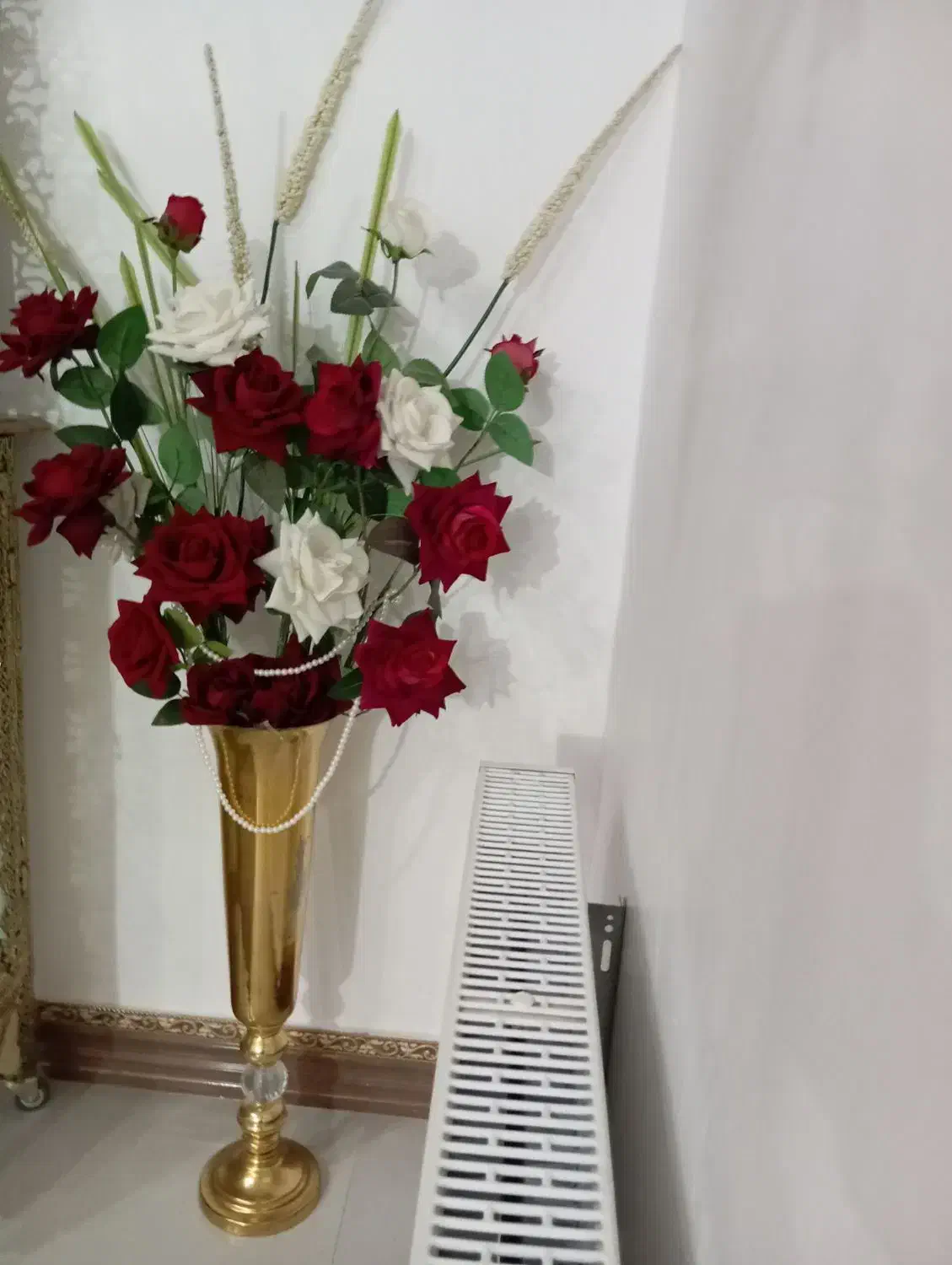 گل و گلدان|گل مصنوعی|نهاوند, |دیوار