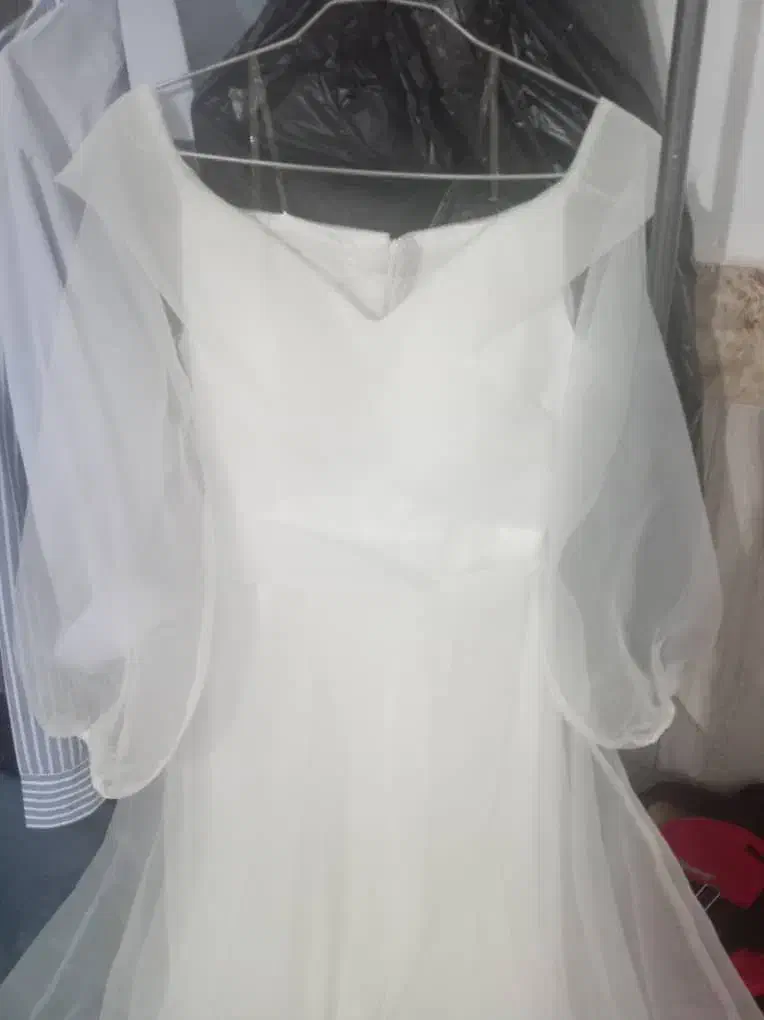 لباس مجلسی|لباس|گرگان, |دیوار