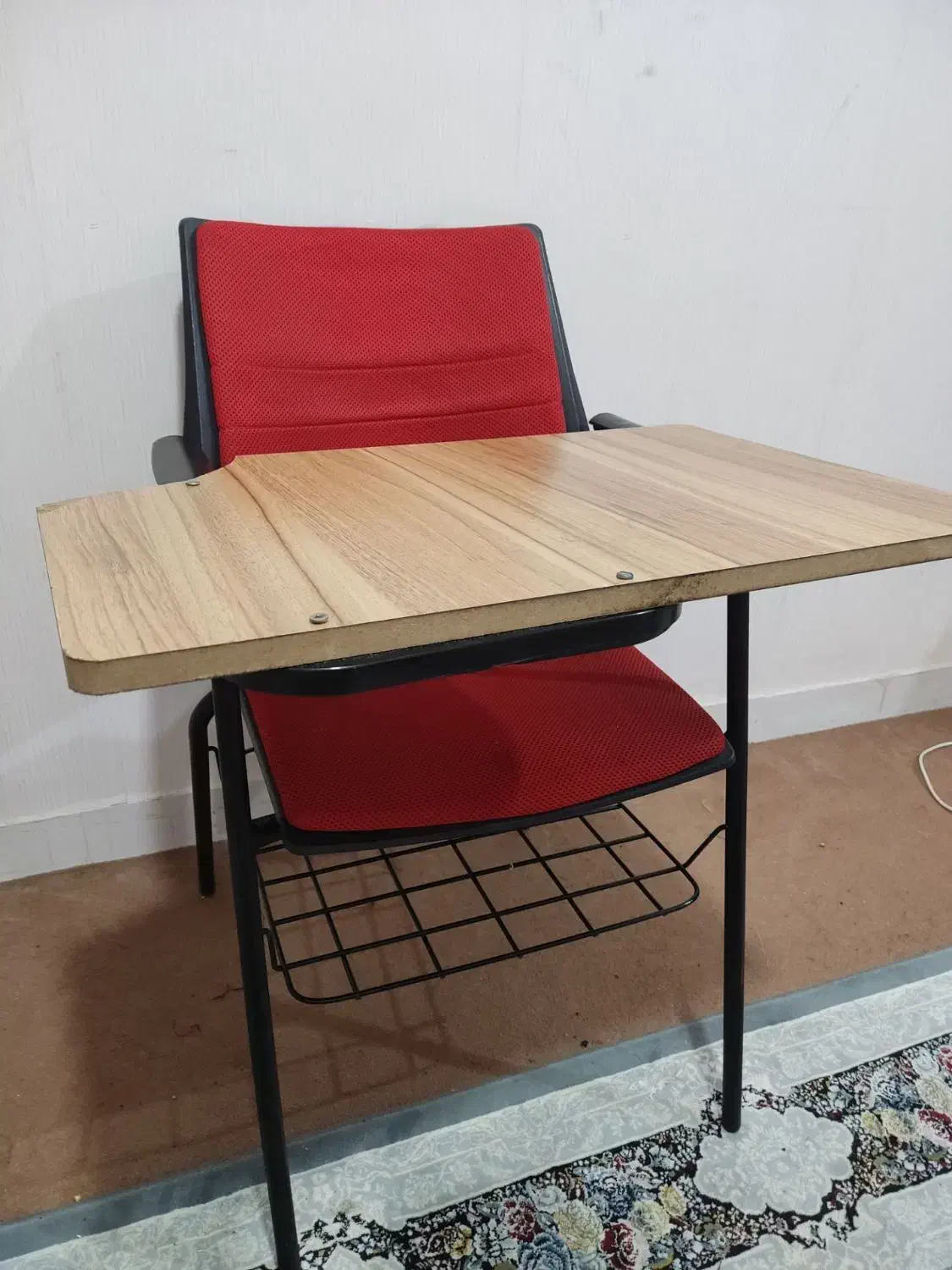 صندلی تحریر|صندلی و نیمکت|اهواز, فاز ۲ پادادشهر|دیوار