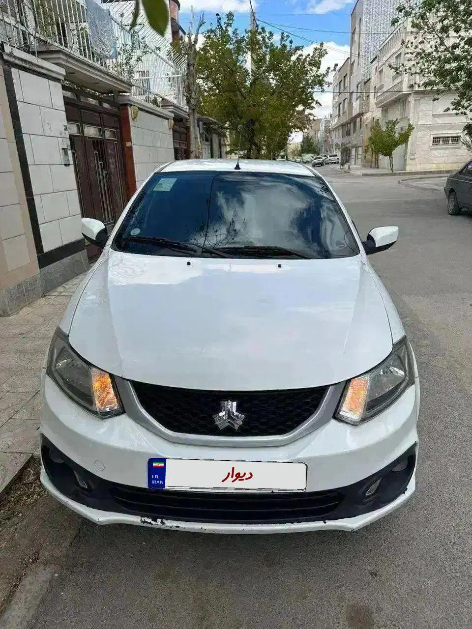 ساینا ۴۰۱s معاوضه با ۲۰۶ ت پنج یا اس دی مدل بالا|خودرو سواری و وانت|همدان, |دیوار