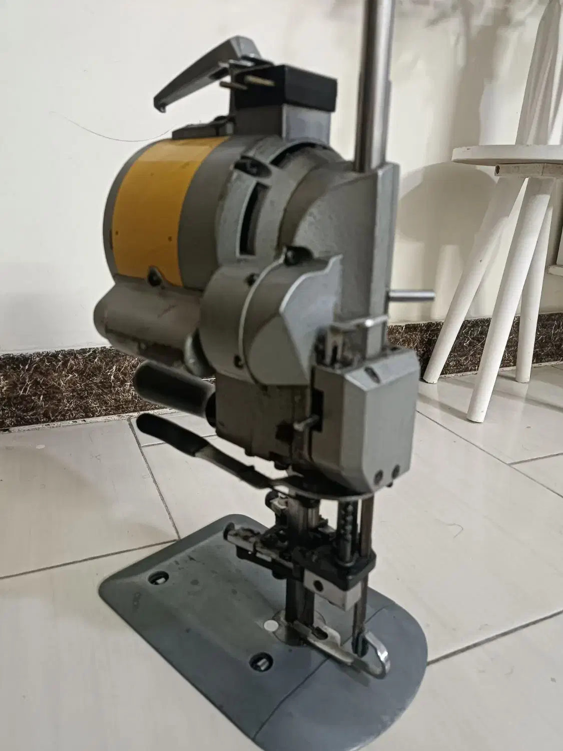 قیچی برقی|لوازم خیاطی و بافتنی|تهران, تهرانپارس شرقی|دیوار