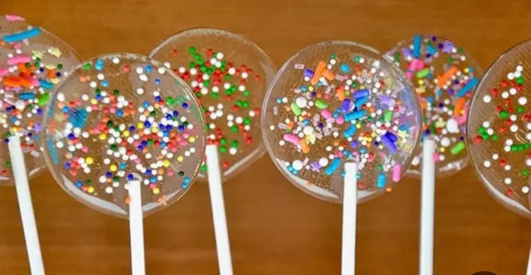 آبنبات چوبی، تصویری ،ترافلی ،مرواریدی|خوردنی و آشامیدنی|قم, باغ کرباسی|دیوار