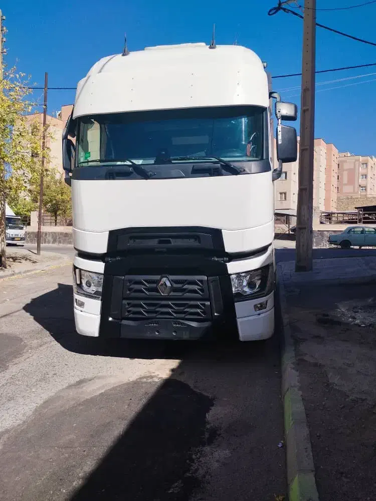 رنو ۵۲۰ های|خودرو سنگین|قلقل رود, |دیوار