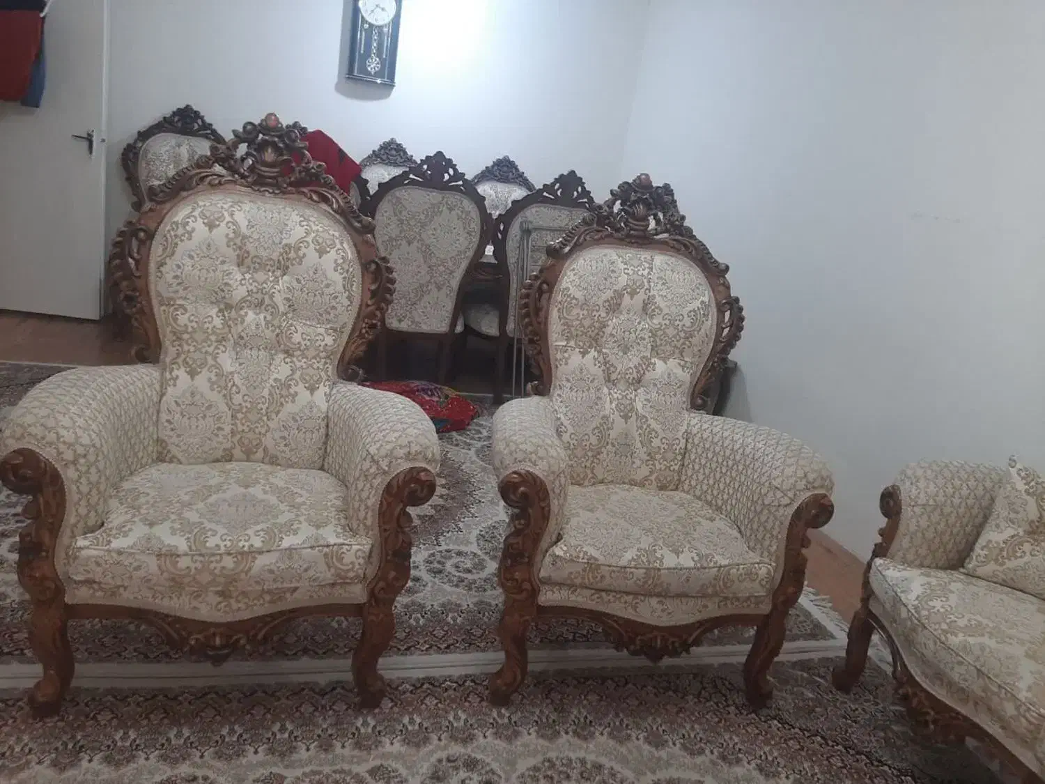 مبلمان سلطنتی در حد نو|مبلمان خانگی و میز عسلی|تهران, شهید فکوری|دیوار