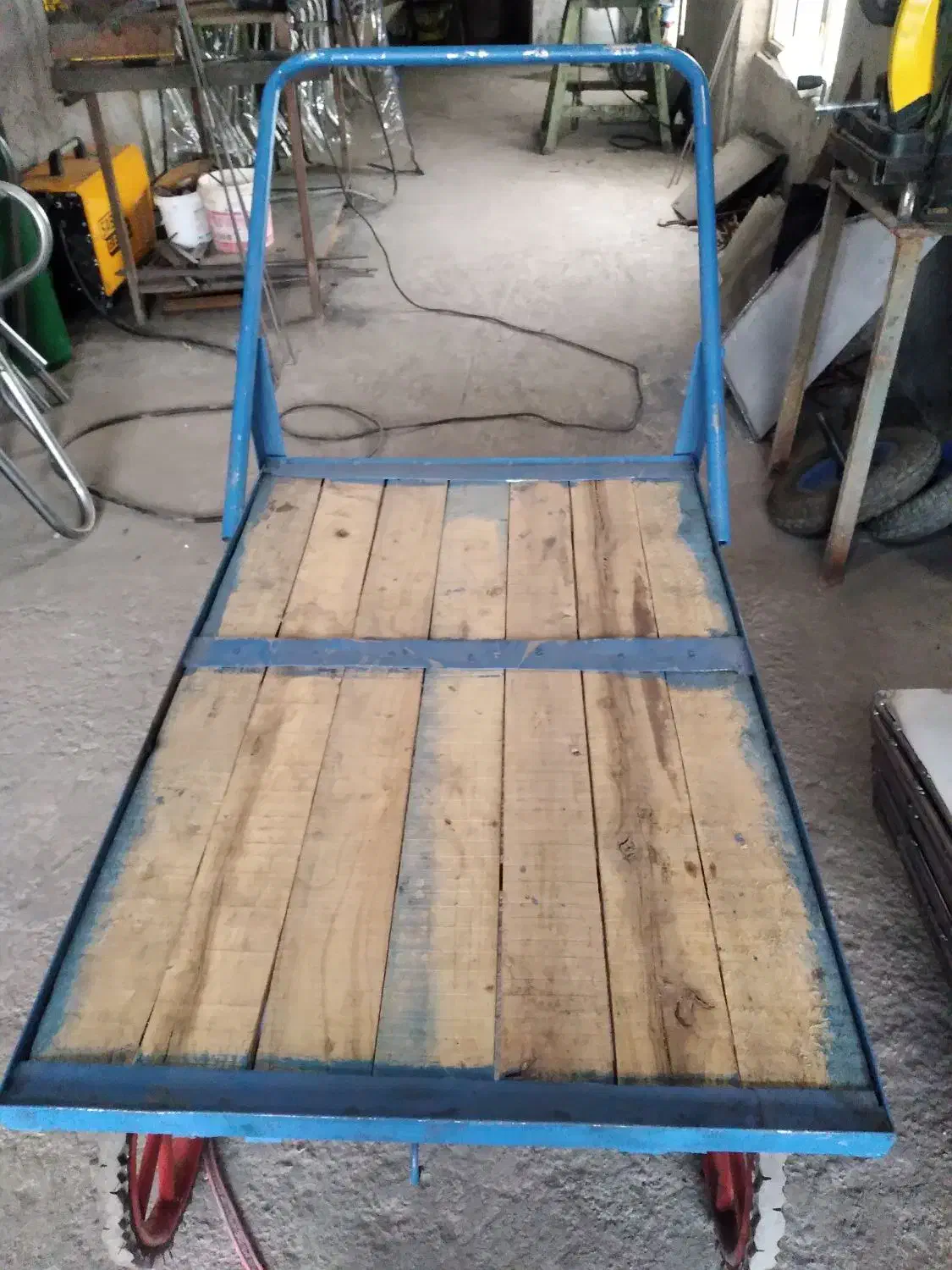 فروش فرقون چرخ دار گاری آخر گوسفندی فرقون دامداری|ابزارآلات|قزوین, |دیوار