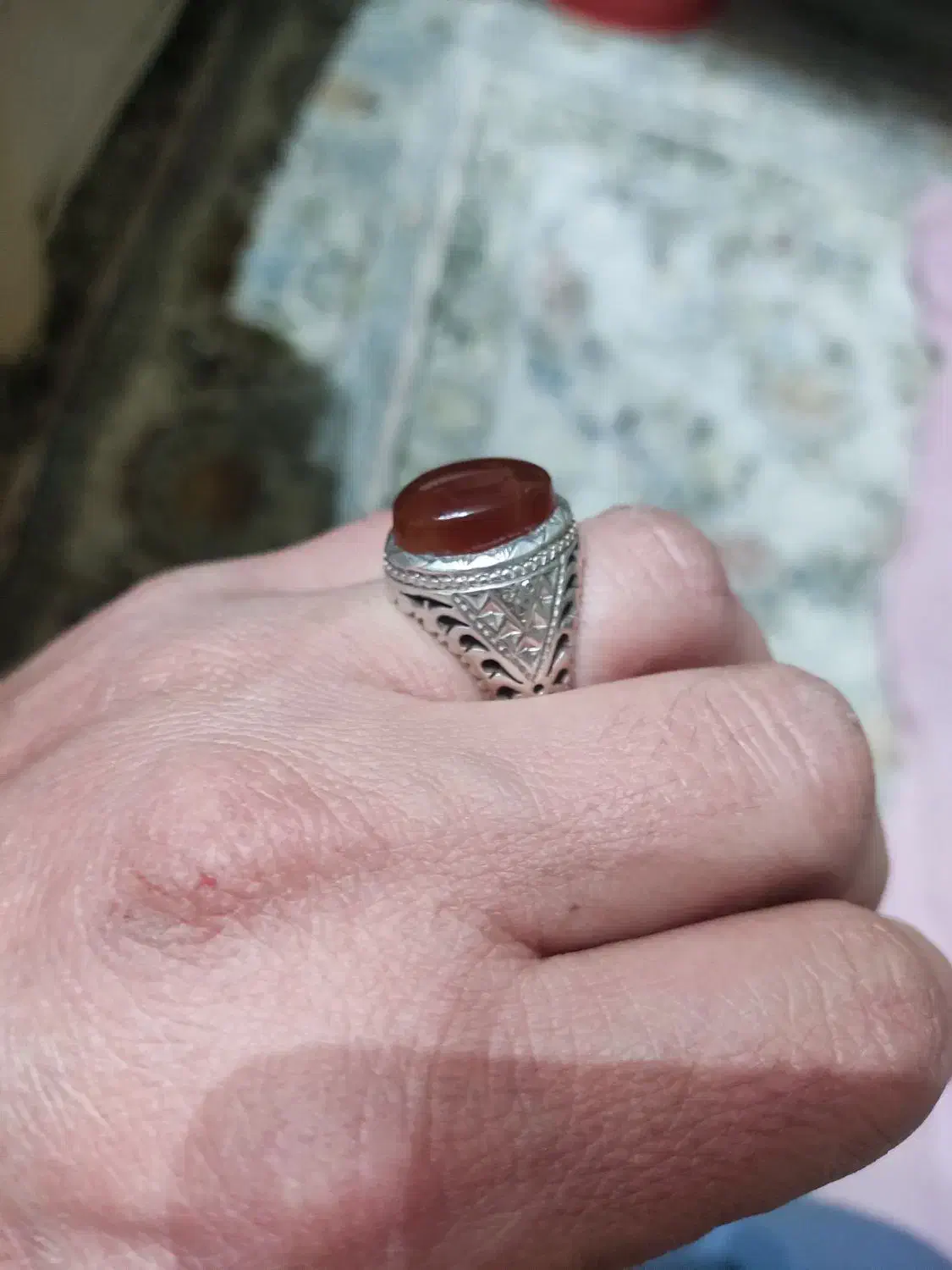 انگشتر نقره فاخر نگین عقیق یمن|جواهرات|میانه, |دیوار