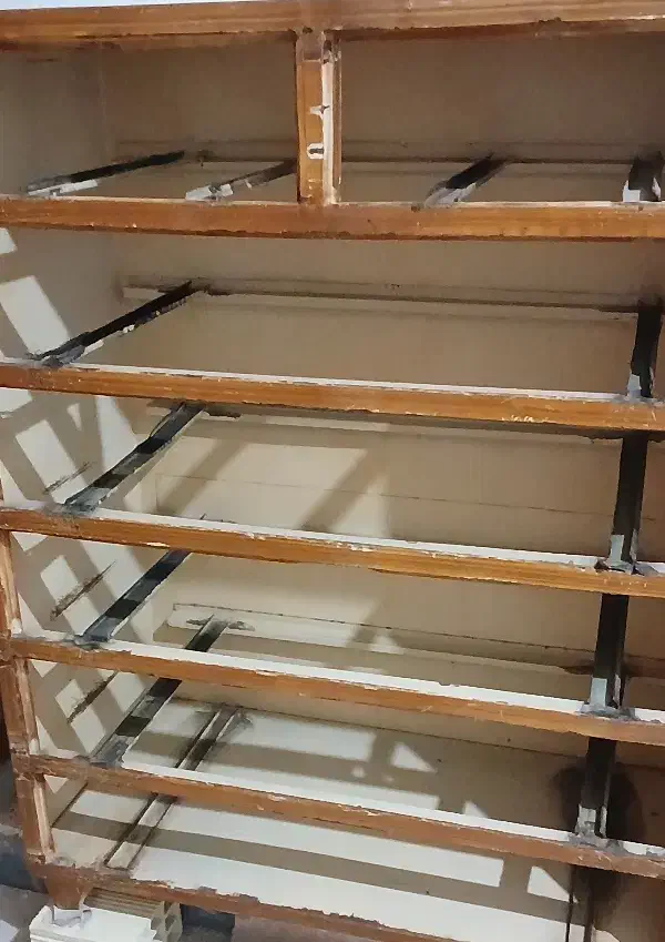 دراور آهنی هفت کشویی|جاکفشی، کمد، دراور|ایذه, |دیوار