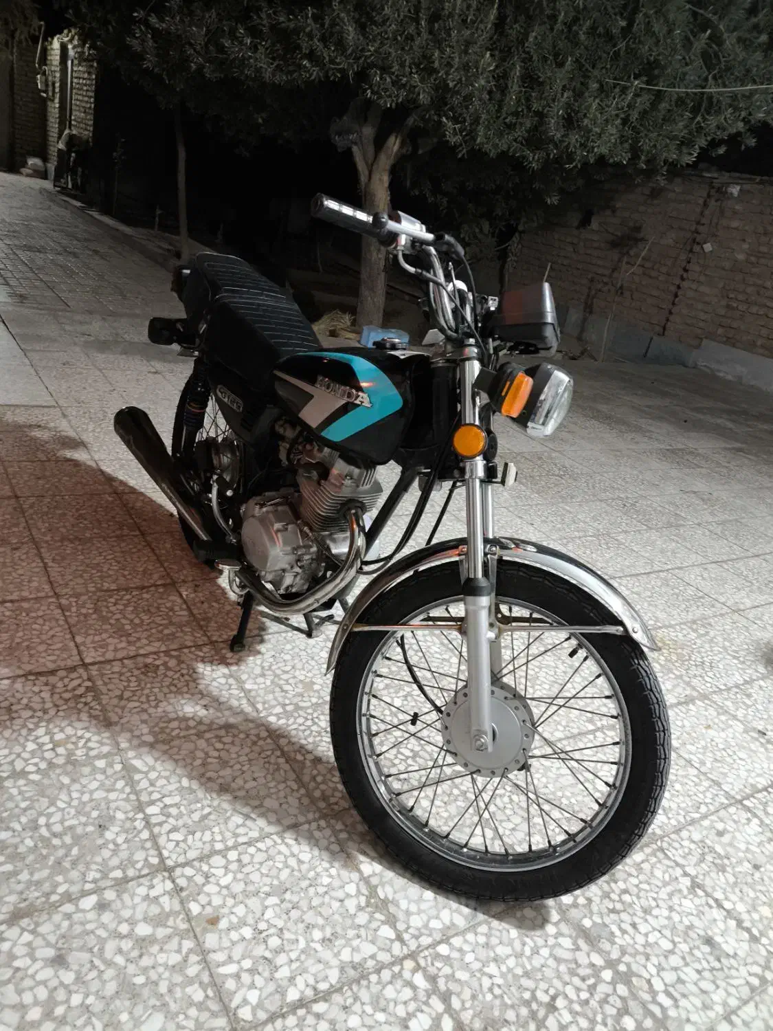 فروش موتور هندا 125 هرمز|موتورسیکلت|گرمسار, |دیوار